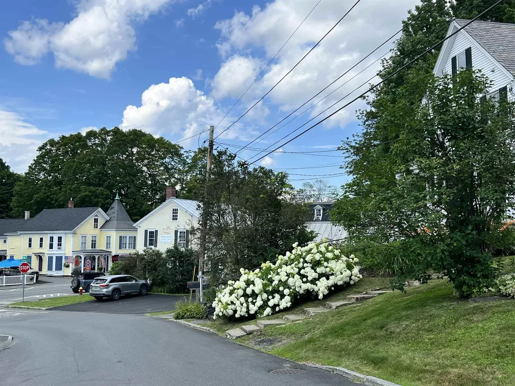 2 High Street Woodstock VT 05091
