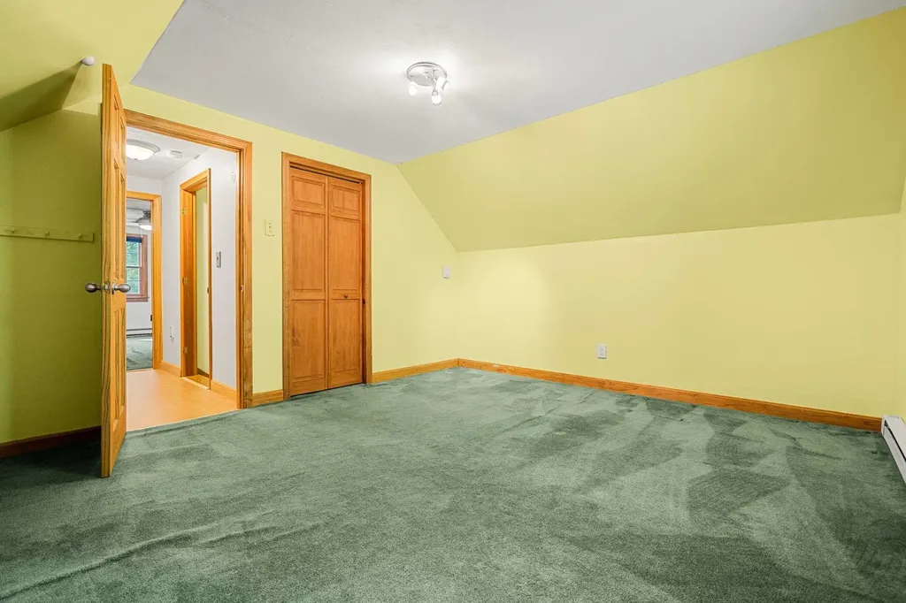 25 Lawrence Lane Hollis NH 03049