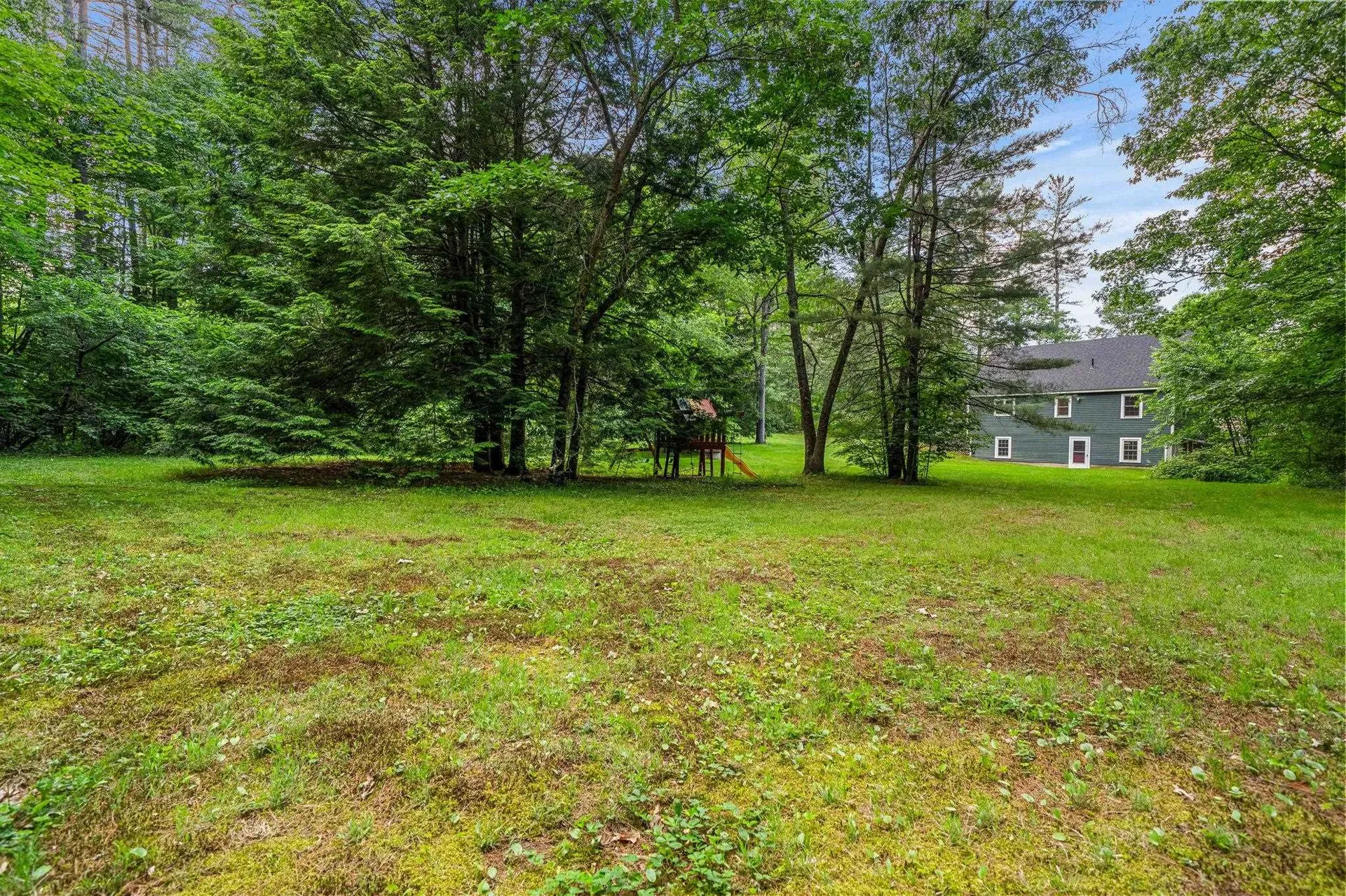 25 Lawrence Lane Hollis NH 03049