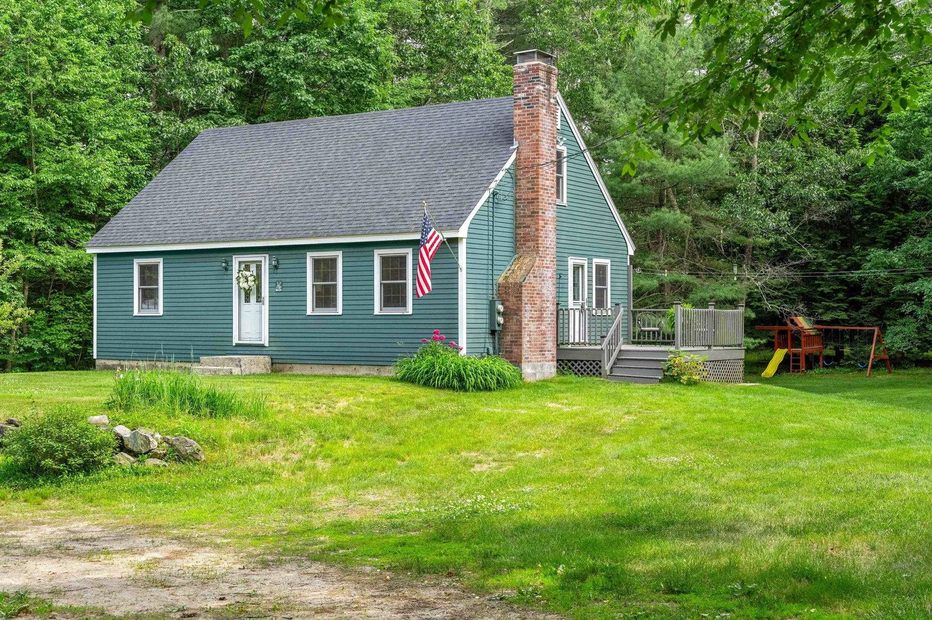 25 Lawrence Lane Hollis NH 03049