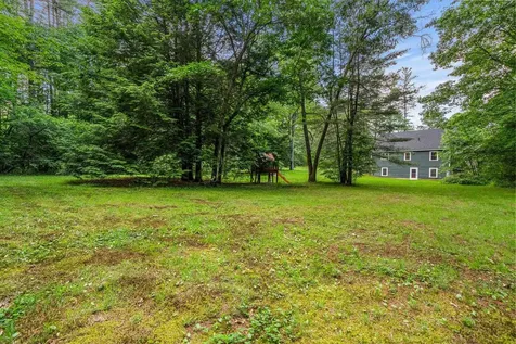 25 Lawrence Lane Hollis NH 03049