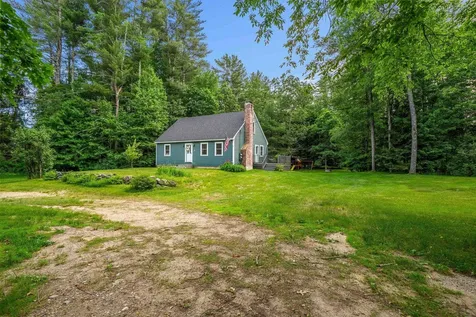 25 Lawrence Lane Hollis NH 03049