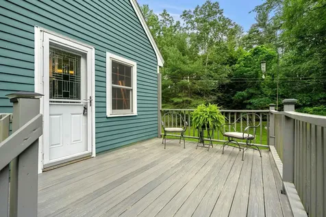 25 Lawrence Lane Hollis NH 03049