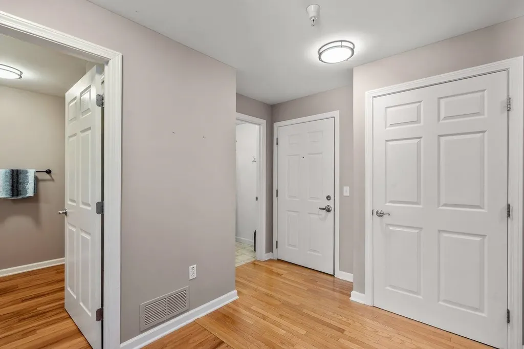 99 Eldredge Street South Burlington VT 05403
