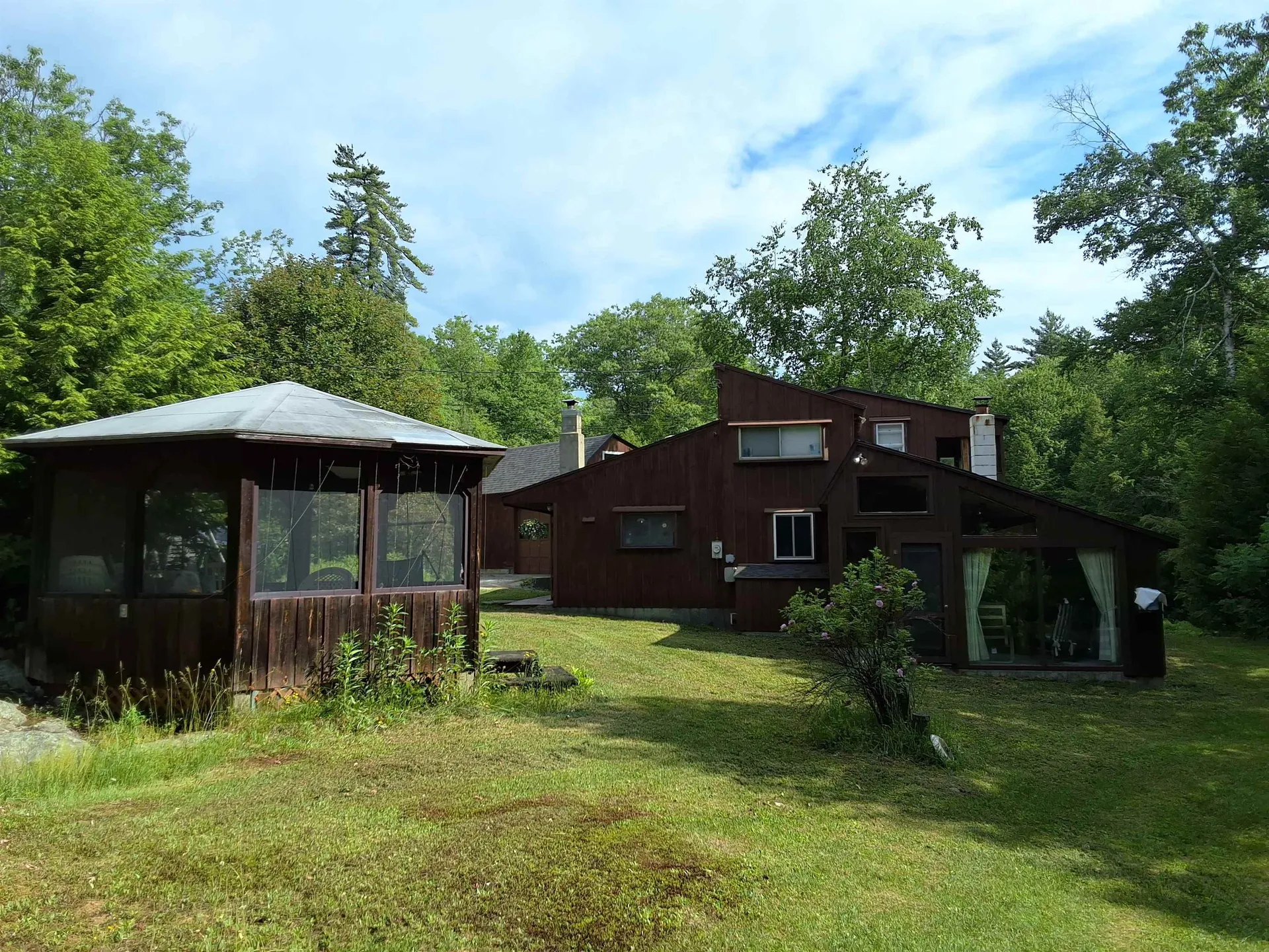 82 Detour Road Webster NH 03303