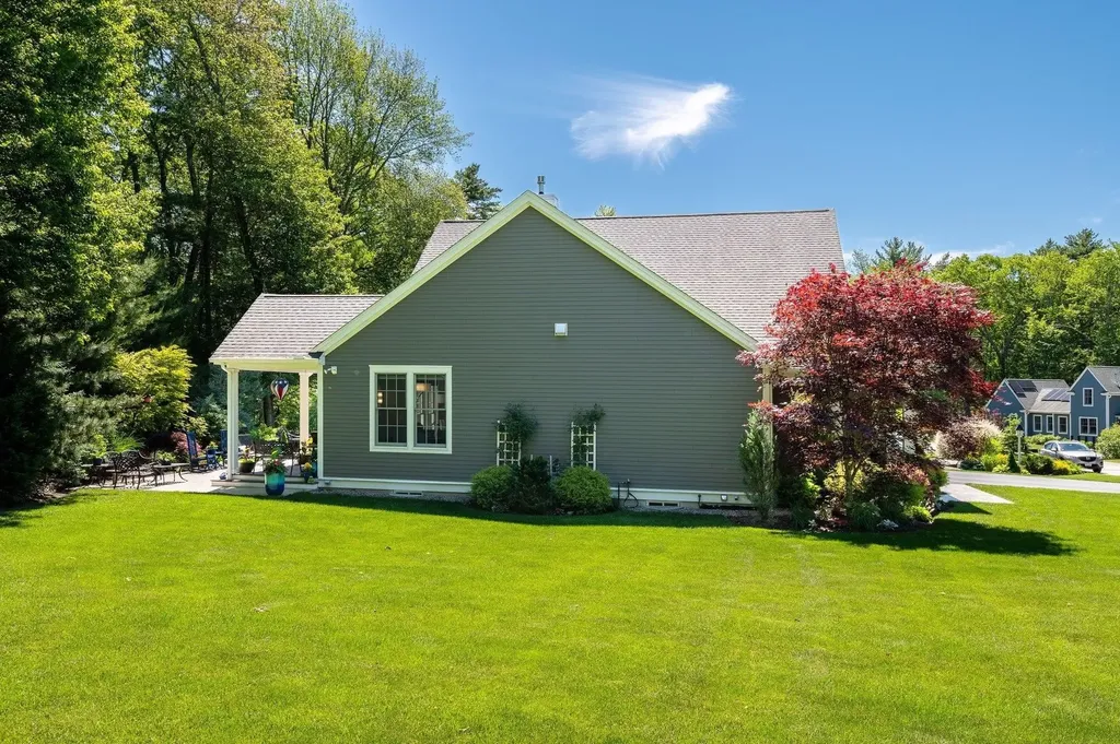 1 Mccarron Drive Hampton NH 03842