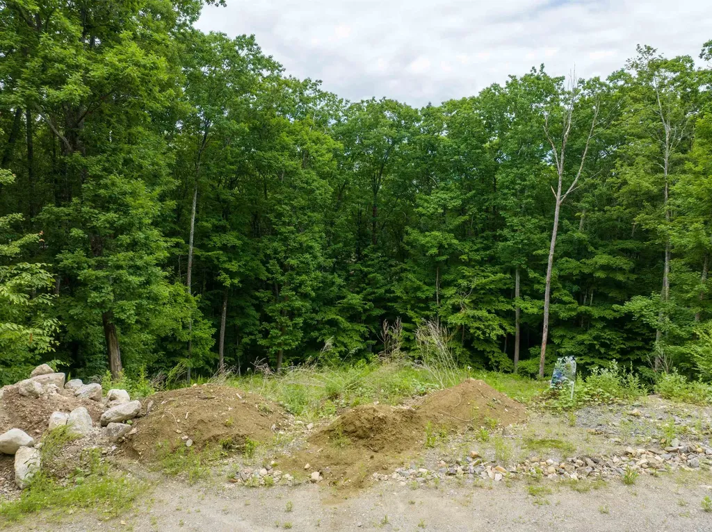 30 Greenleaf Trail Gilford NH 03249