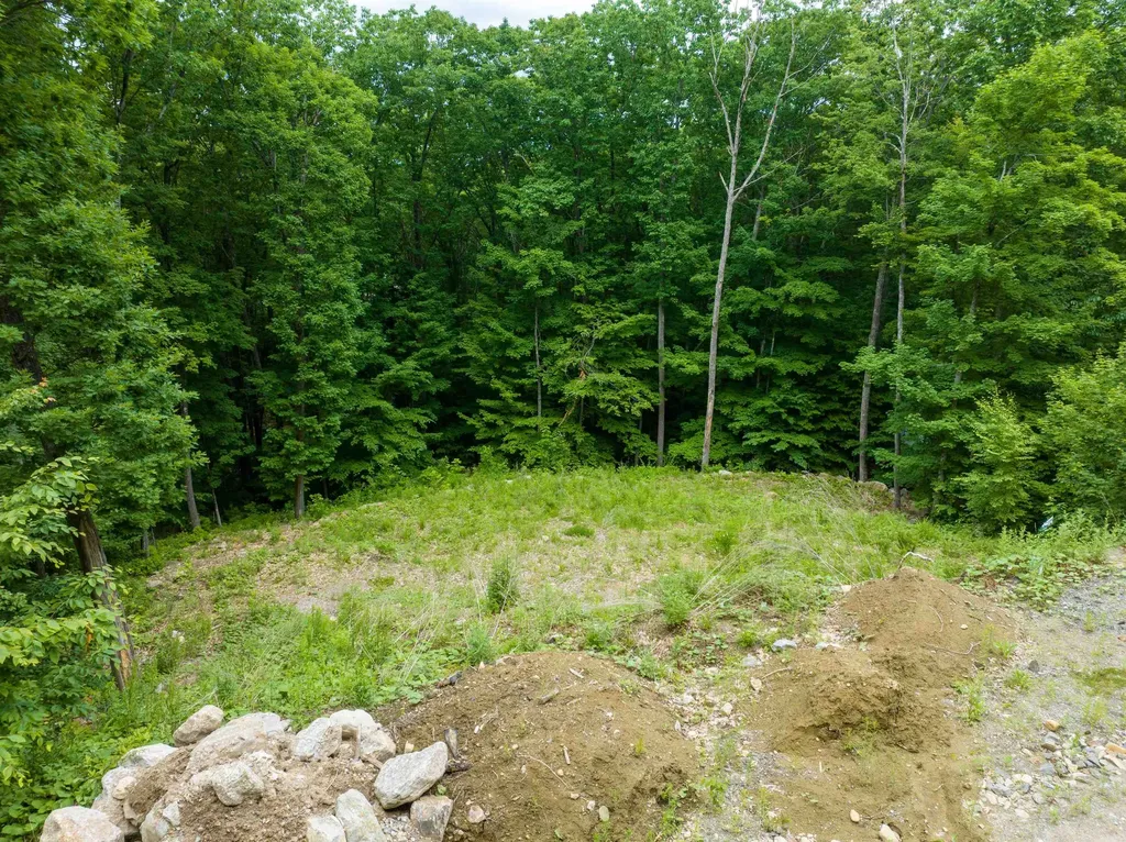 30 Greenleaf Trail Gilford NH 03249