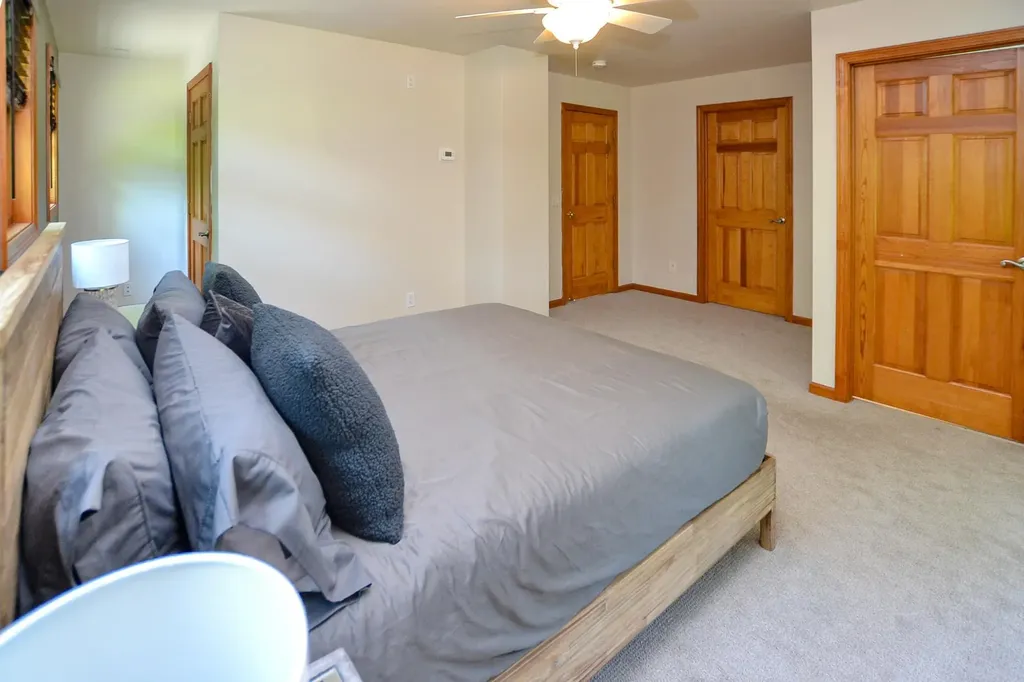 1642 Pucker Street Stowe VT 05672