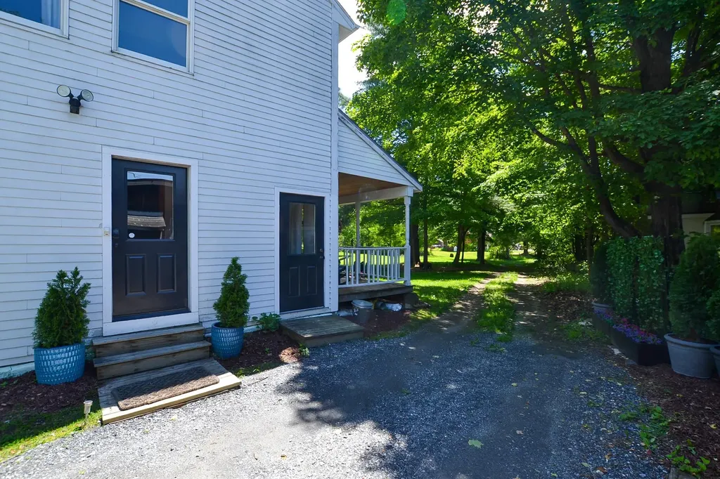 1642 Pucker Street Stowe VT 05672