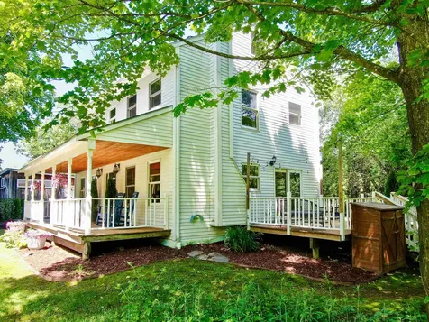 1642 Pucker Street Stowe VT 05672