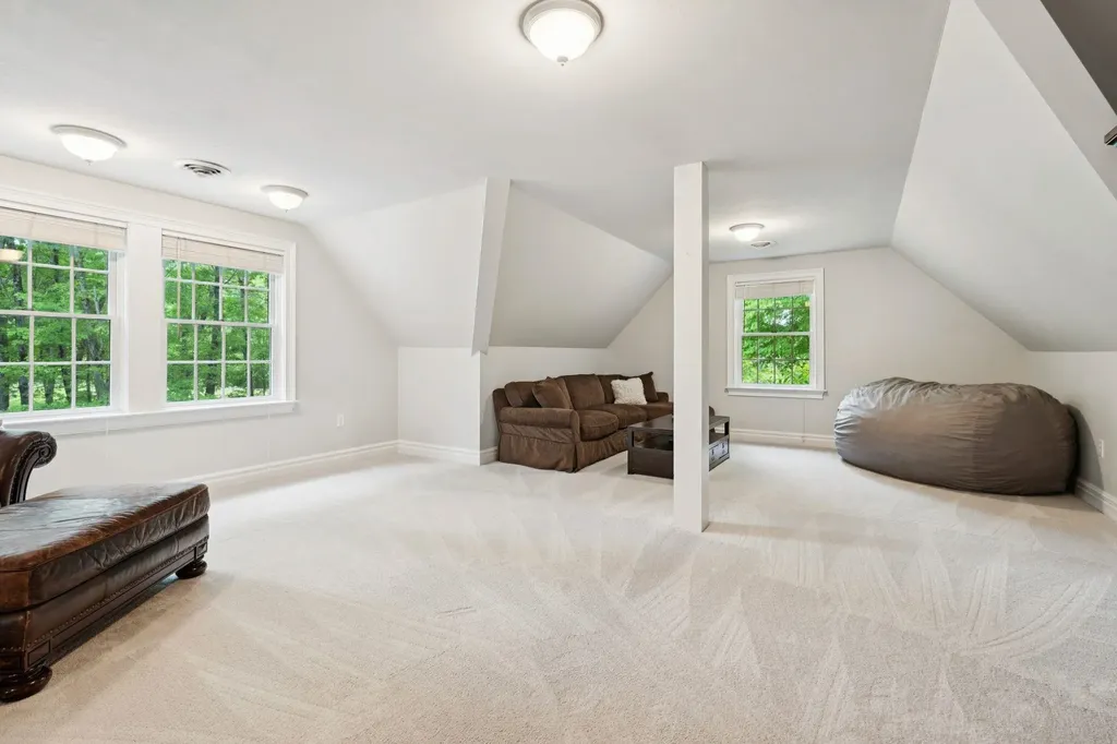 49 Sleepy Hollow Drive Greenland NH 03840