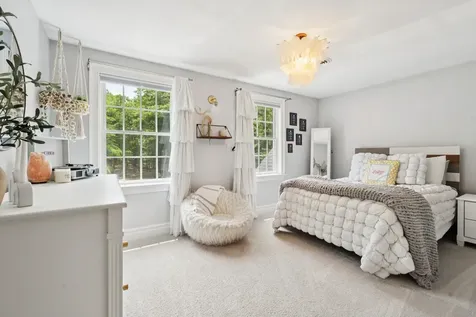 49 Sleepy Hollow Drive Greenland NH 03840