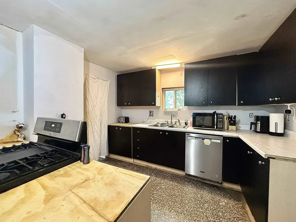 83 Granger Street Rutland City VT 05701