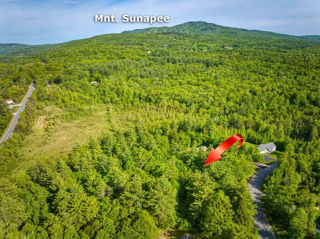 Jeffrey Drive Sunapee NH 03782