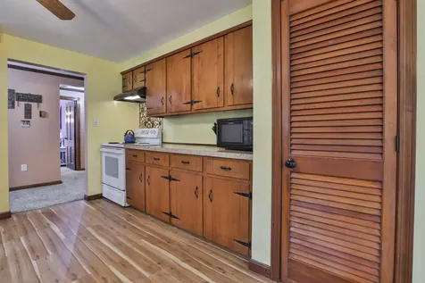 15 Edinburgh Drive Bedford NH 03110