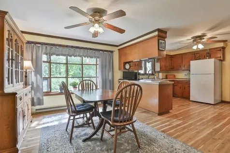 15 Edinburgh Drive Bedford NH 03110