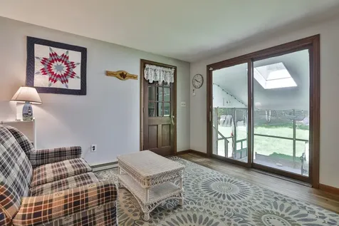 15 Edinburgh Drive Bedford NH 03110