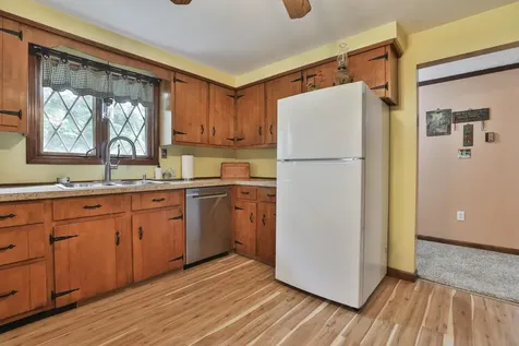 15 Edinburgh Drive Bedford NH 03110