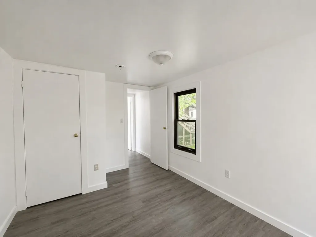 214-216 Pine Street Burlington VT 05401