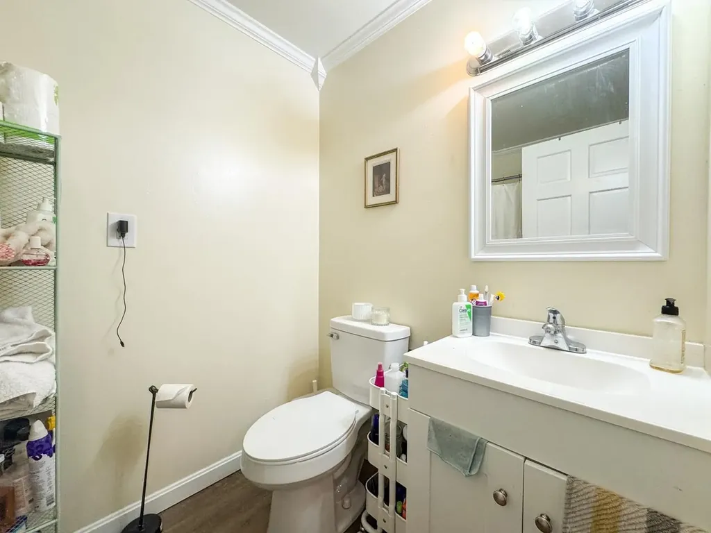 214-216 Pine Street Burlington VT 05401