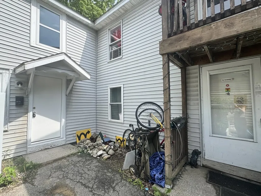 214-216 Pine Street Burlington VT 05401