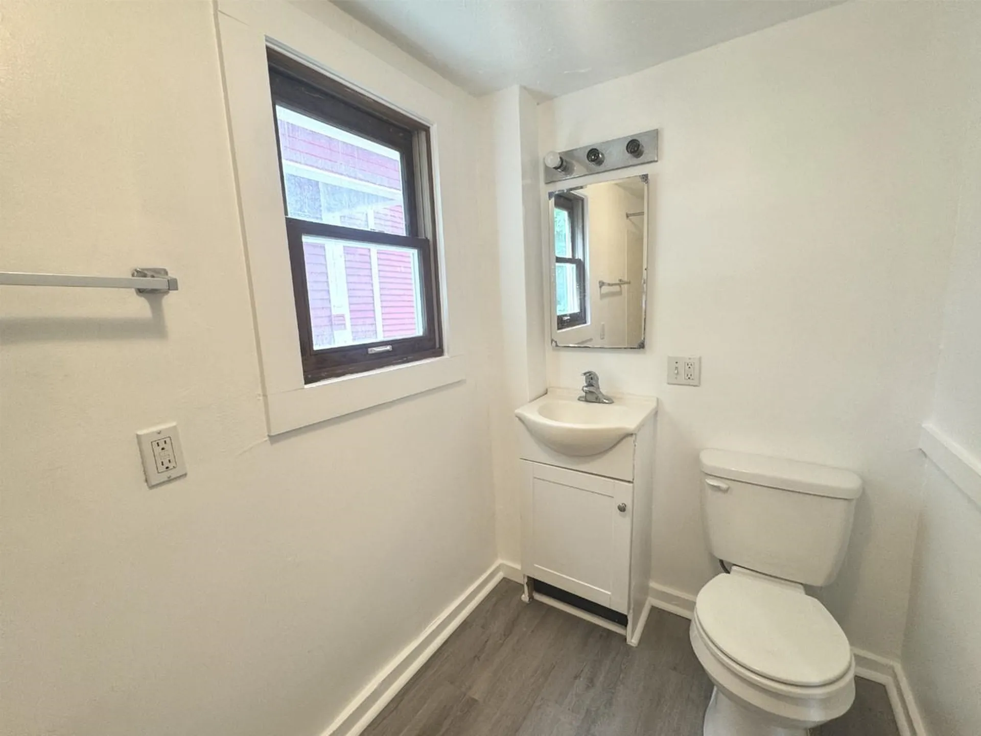 214-216 Pine Street Burlington VT 05401