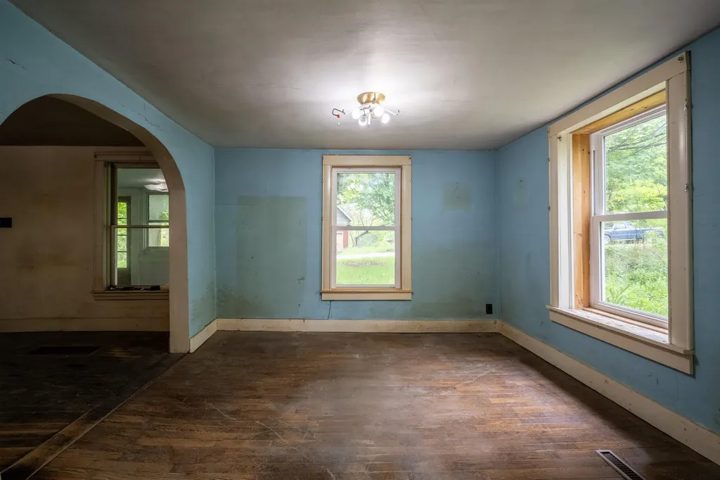 1519 Delong Road Cornwall VT 05753