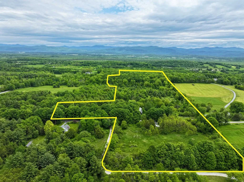 1519 Delong Road Cornwall VT 05753