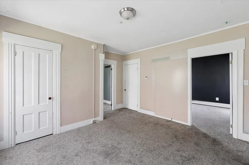 336 Spruce Street Manchester NH 03103