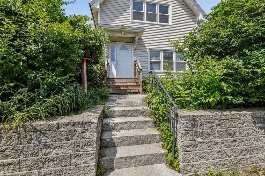 336 Spruce Street Manchester NH 03103