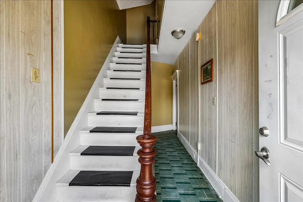 336 Spruce Street Manchester NH 03103