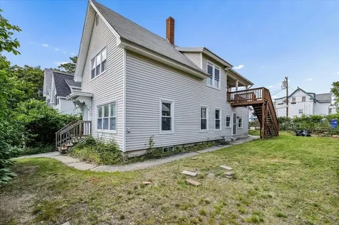 336 Spruce Street Manchester NH 03103
