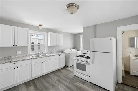 336 Spruce Street Manchester NH 03103