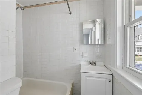336 Spruce Street Manchester NH 03103