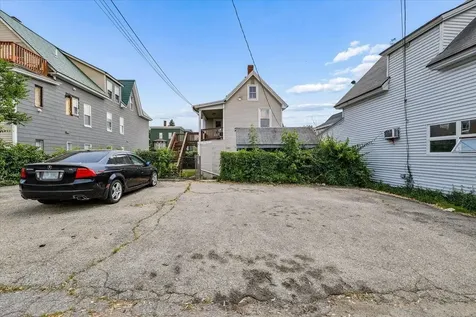 336 Spruce Street Manchester NH 03103