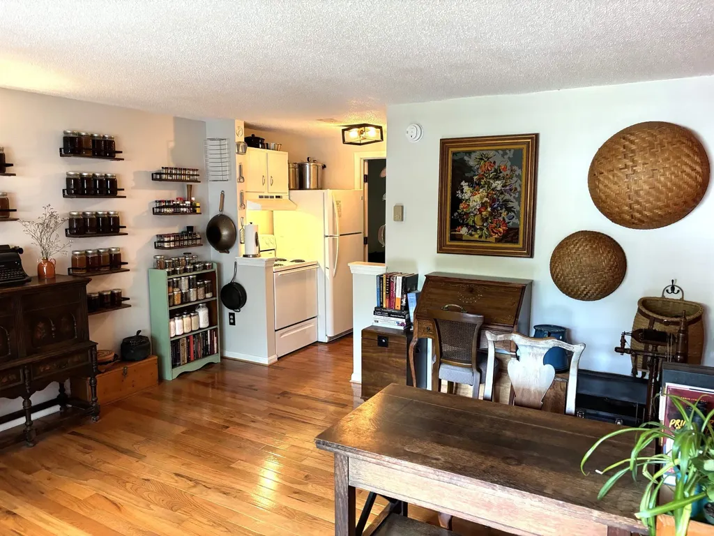 93 Henry Law Avenue Dover NH 03820