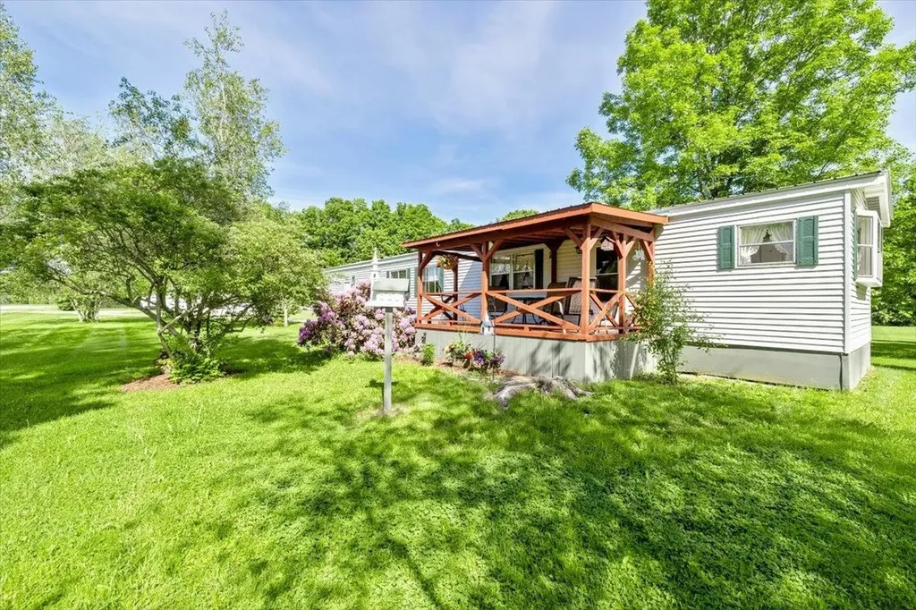 859 Polly Hubbard Road Georgia VT 05478