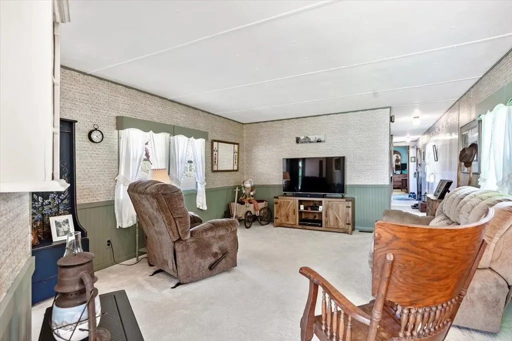 859 Polly Hubbard Road Georgia VT 05478