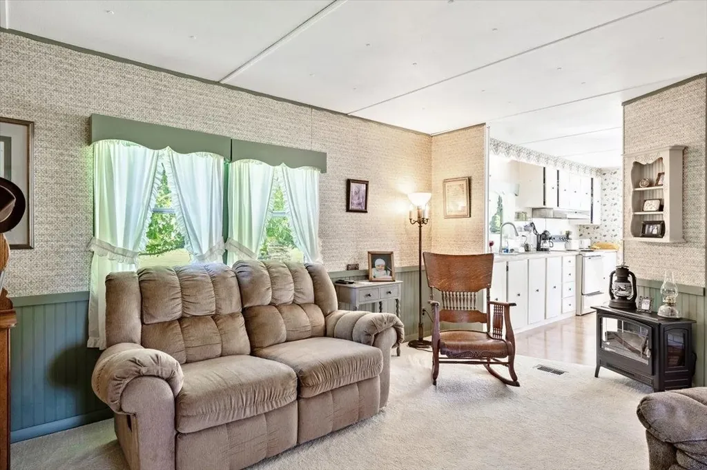 859 Polly Hubbard Road Georgia VT 05478