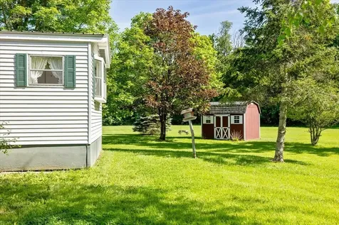 859 Polly Hubbard Road Georgia VT 05478