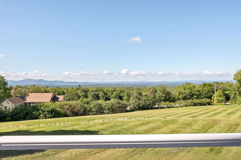 137 Brown Road Tuftonboro NH 03816