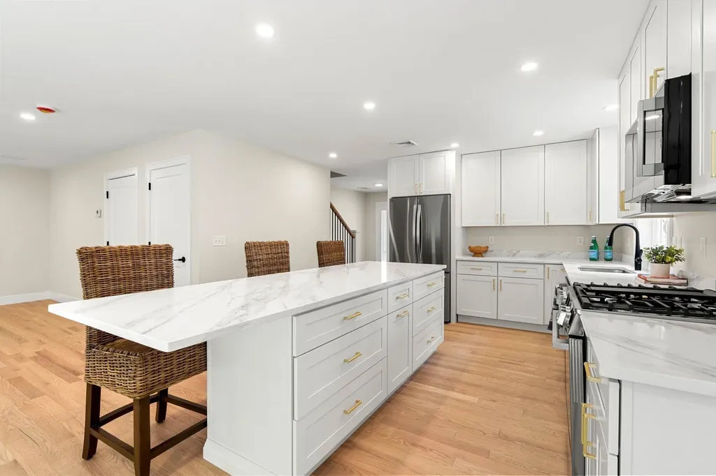 21 Speare Road Hudson NH 03051