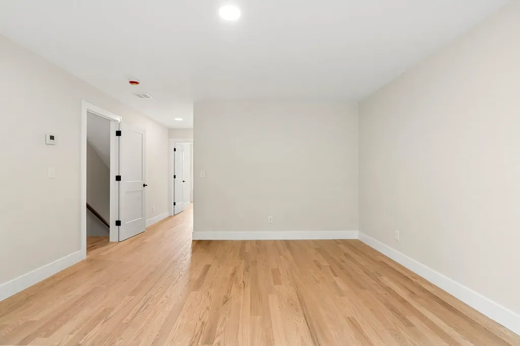 21 Speare Road Hudson NH 03051
