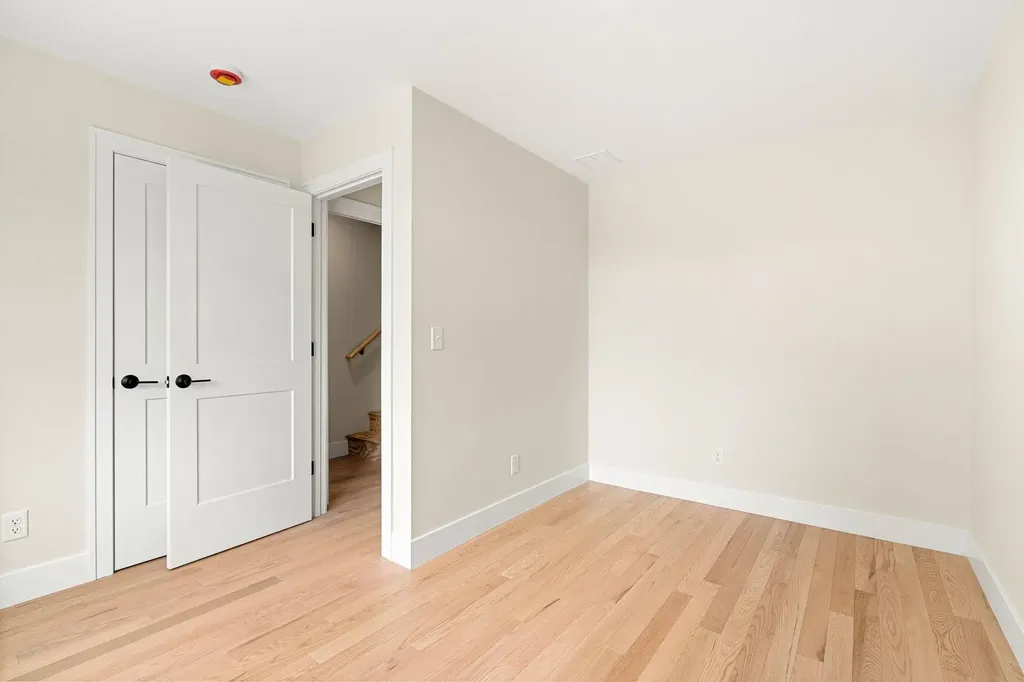 21 Speare Road Hudson NH 03051