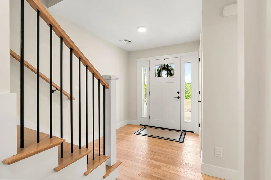 21 Speare Road Hudson NH 03051