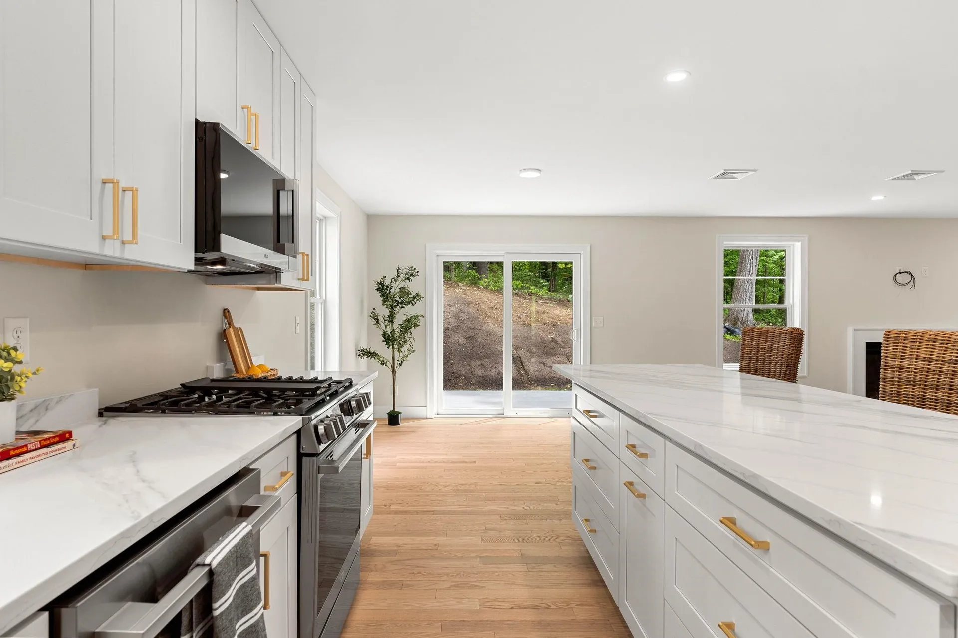 21 Speare Road Hudson NH 03051