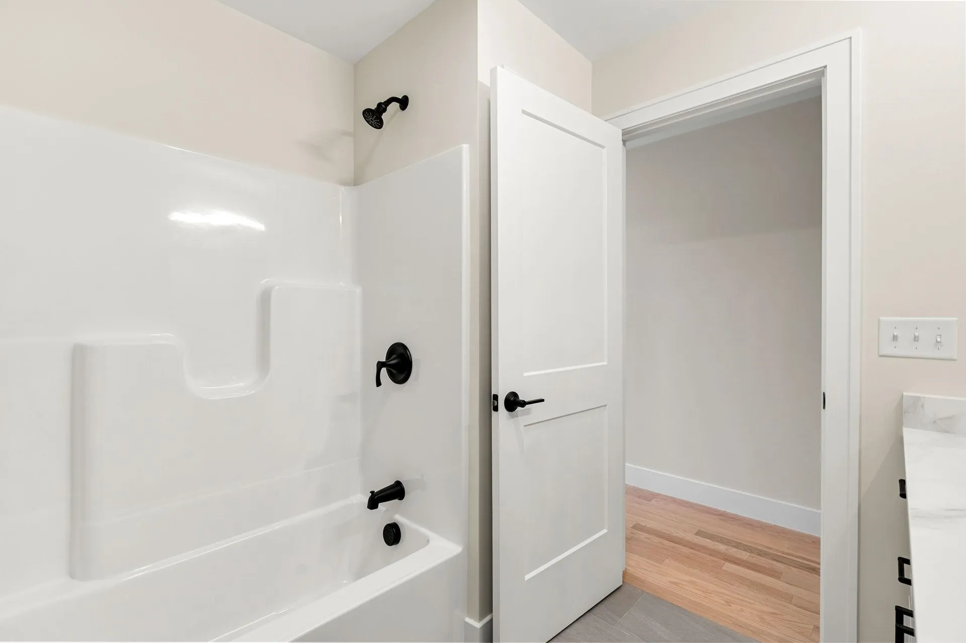 21 Speare Road Hudson NH 03051