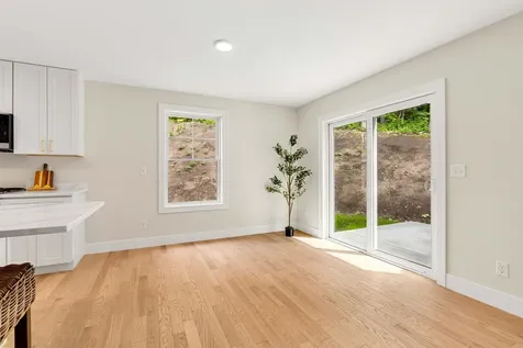 21 Speare Road Hudson NH 03051