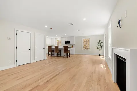 21 Speare Road Hudson NH 03051